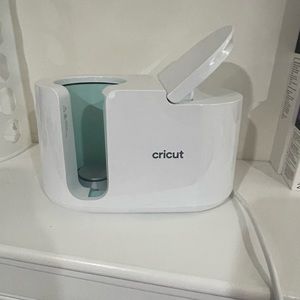 Cricut mug press